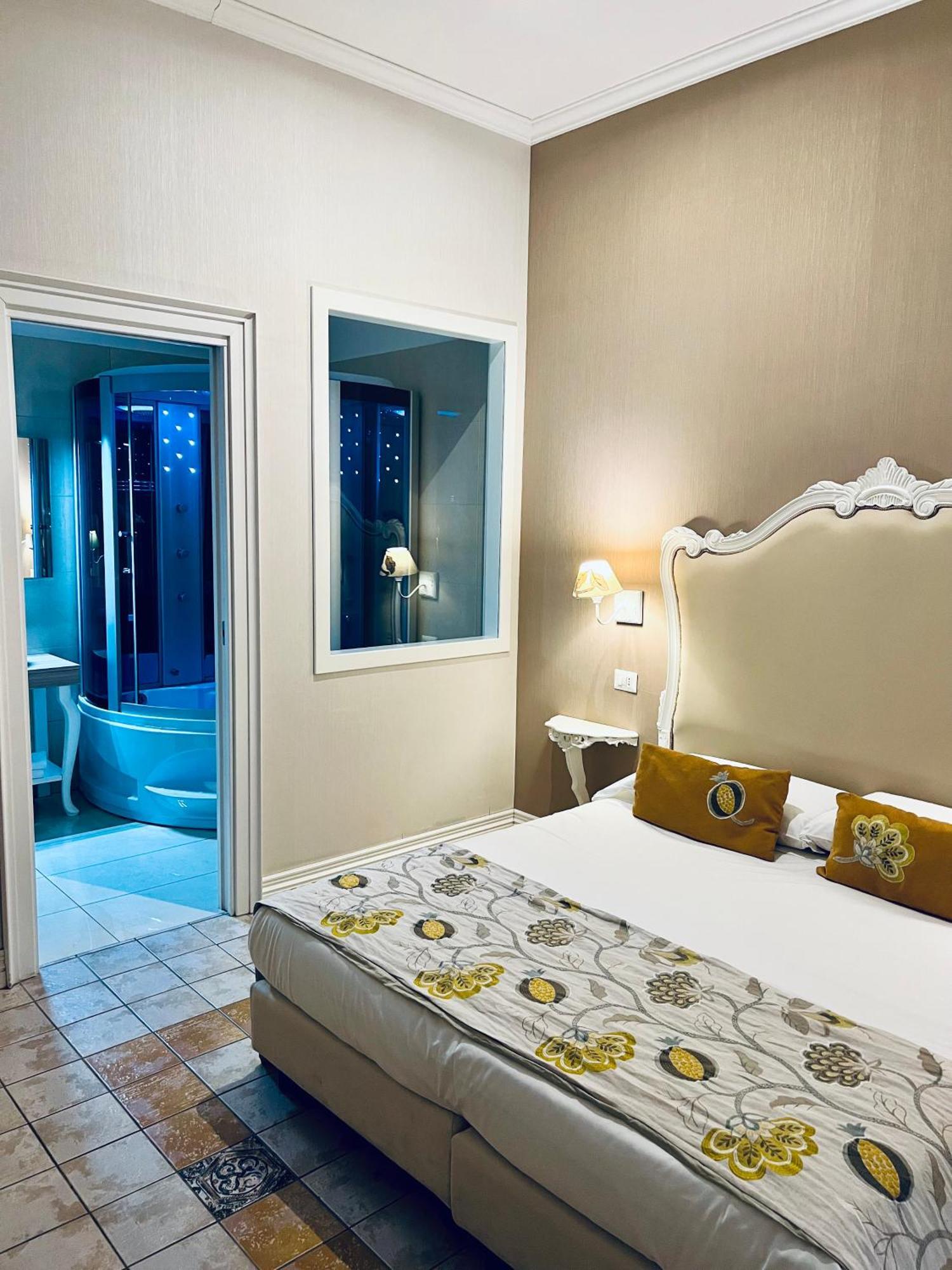 Miluar Relais - B&B - Vanvitelli Neapol Zewnętrze zdjęcie