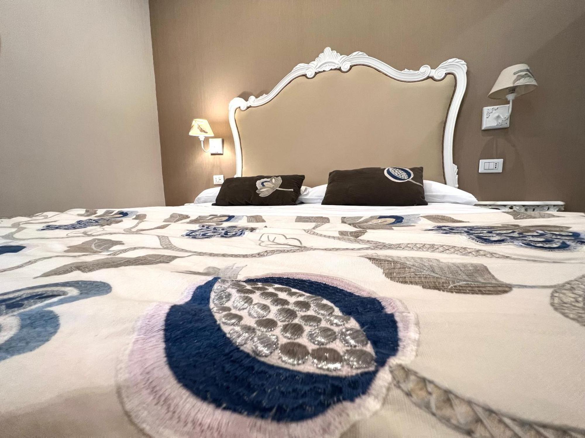 Miluar Relais - B&B - Vanvitelli Neapol Zewnętrze zdjęcie