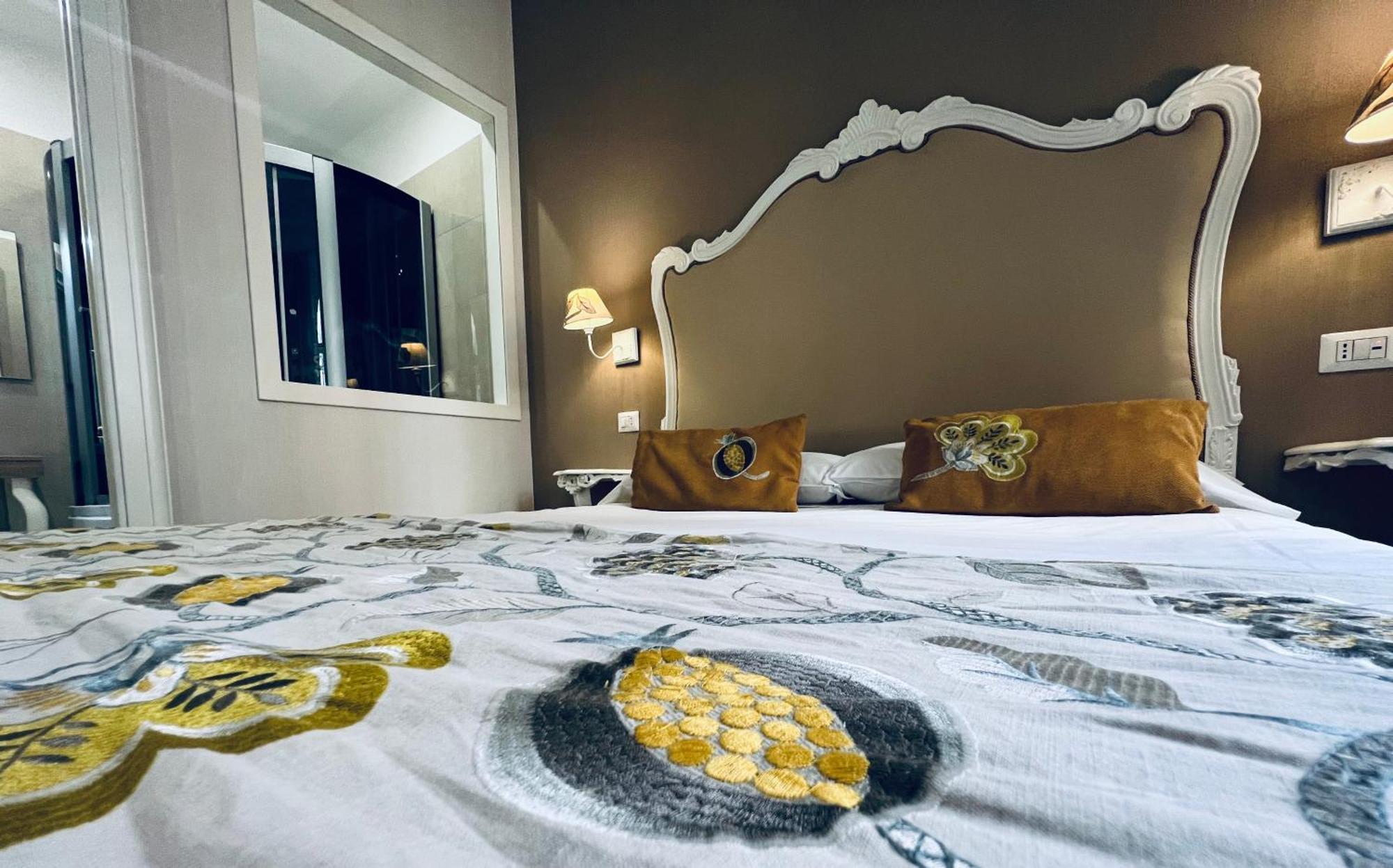 Miluar Relais - B&B - Vanvitelli Neapol Zewnętrze zdjęcie